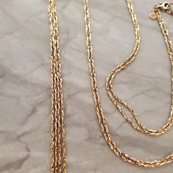 ✨ LOFT Gold Multi Chain Classic Tassel Pendant Necklace ✨ - Picture 3 of 9